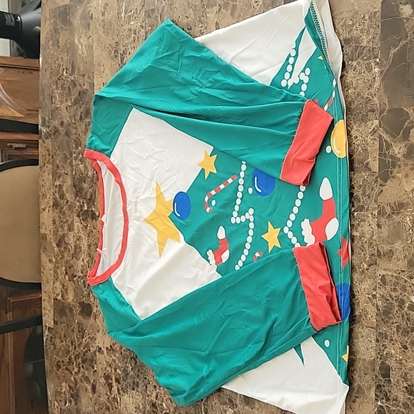 Comfy Christmas Pajama Set - Picture 2 of 10